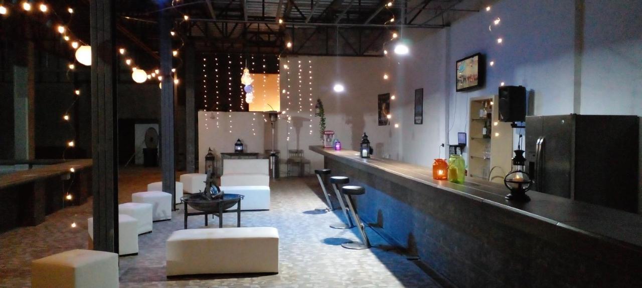 Hotel Hacienda Las Marias Meoqui エクステリア 写真