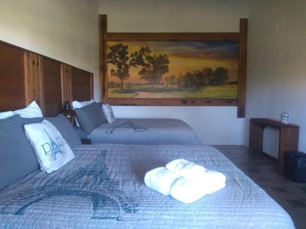 Hotel Hacienda Las Marias Meoqui エクステリア 写真